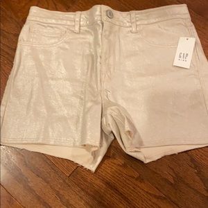 Gap shorts